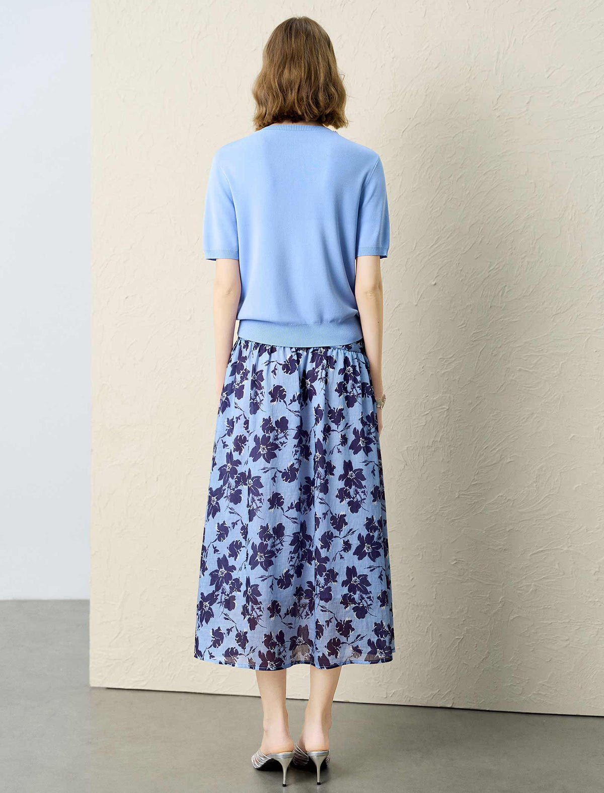 Pearl-Embellished Short Sleeve Knit Top