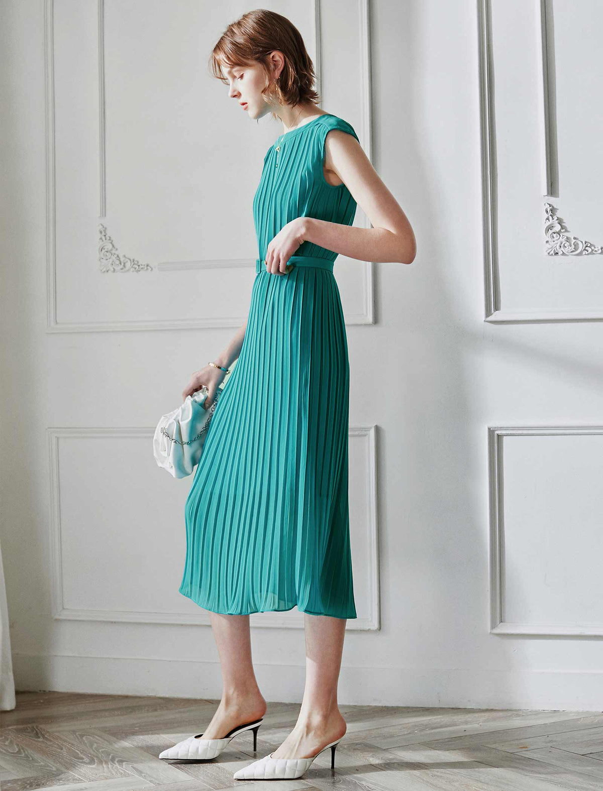 Pleated Sleeveless Midi Dress