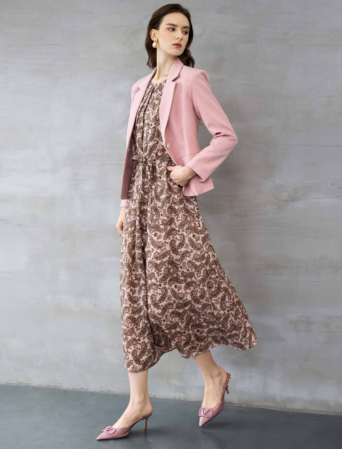 Dusty Pink Paisley Print Sleeveless Midi Dress