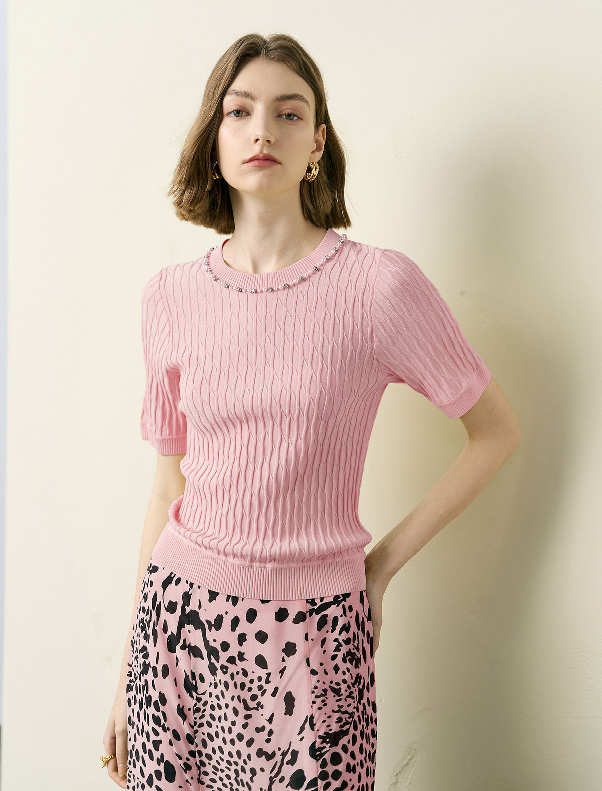 Beaded Collar Ribbed Short Sleeve Knit Top