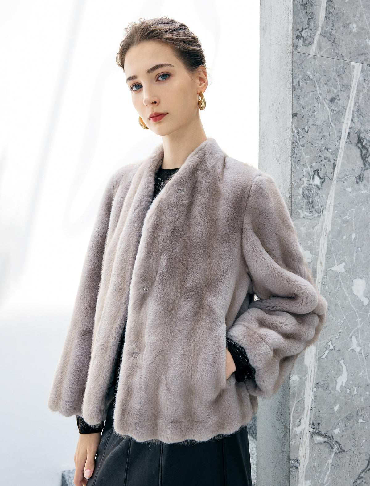 Long-sleeved open-front shearling coat