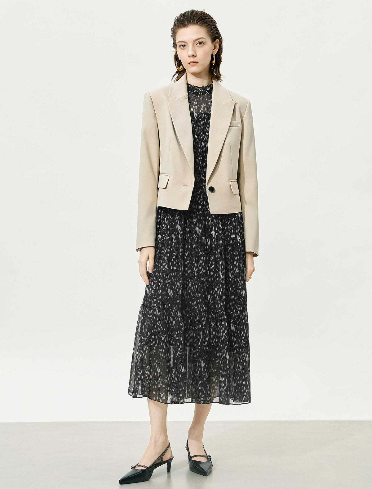 Black Speckled Print Ruffle Neck Long Sleeve Tiered Midi Dress