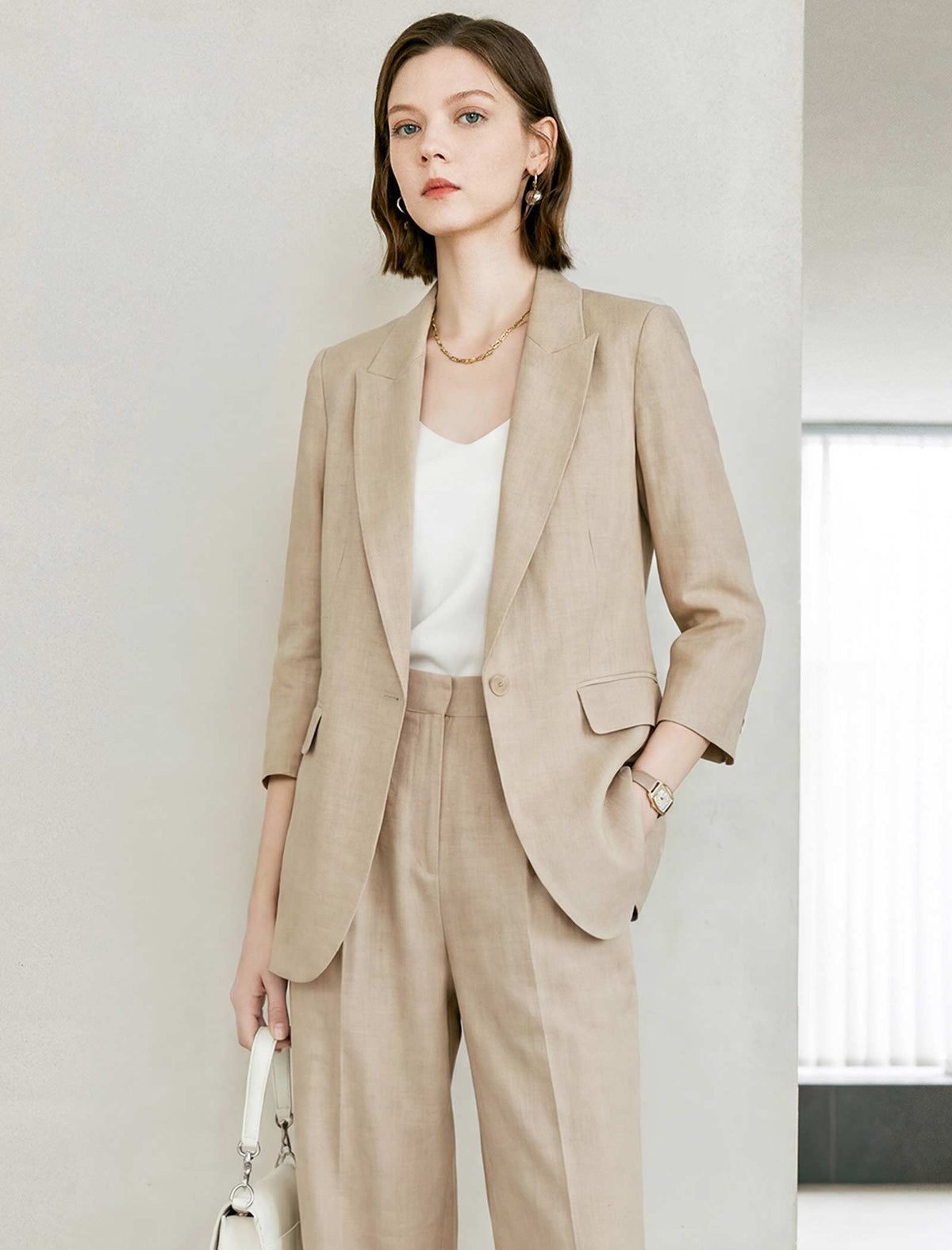 Lightweight Linen-Blend 3/4 Sleeve Blazer