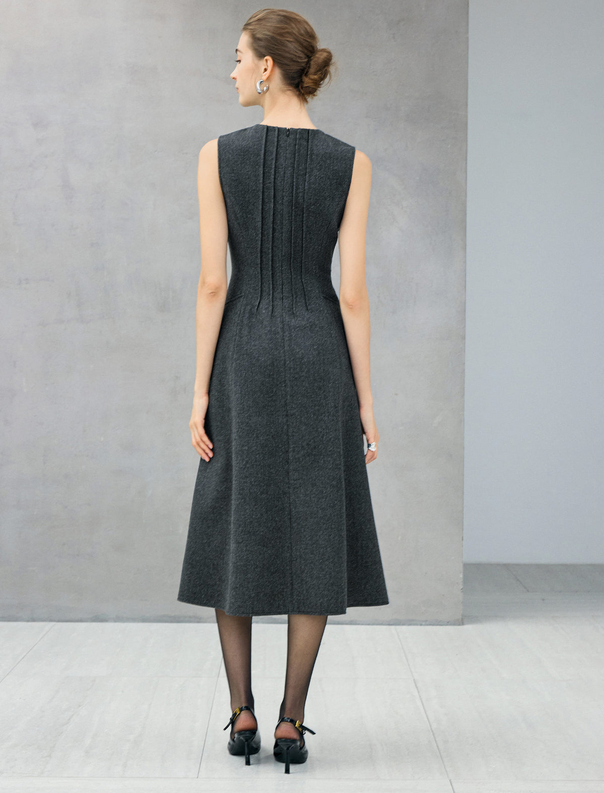 Beaded Crewneck Sleeveless Pleated A-Line Midi Dress