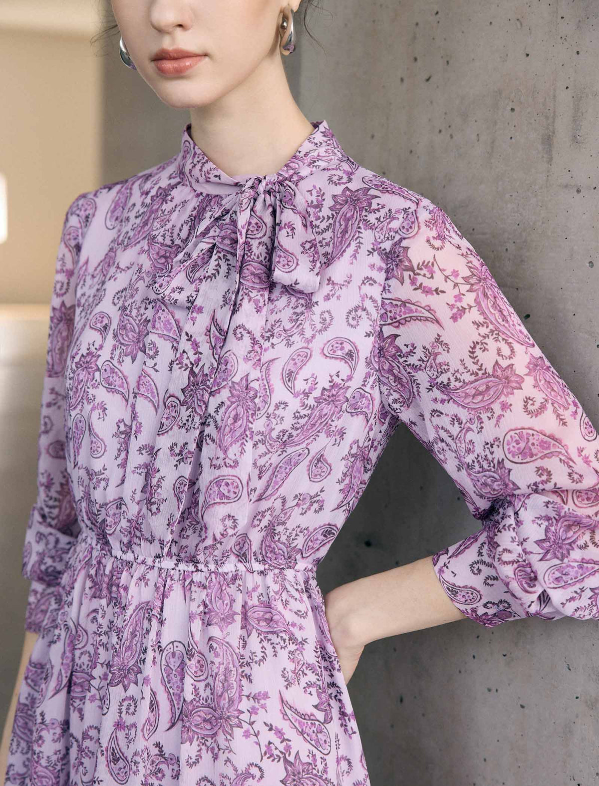 Floral Print Ruffle Neck Long Sleeve Midi Dress