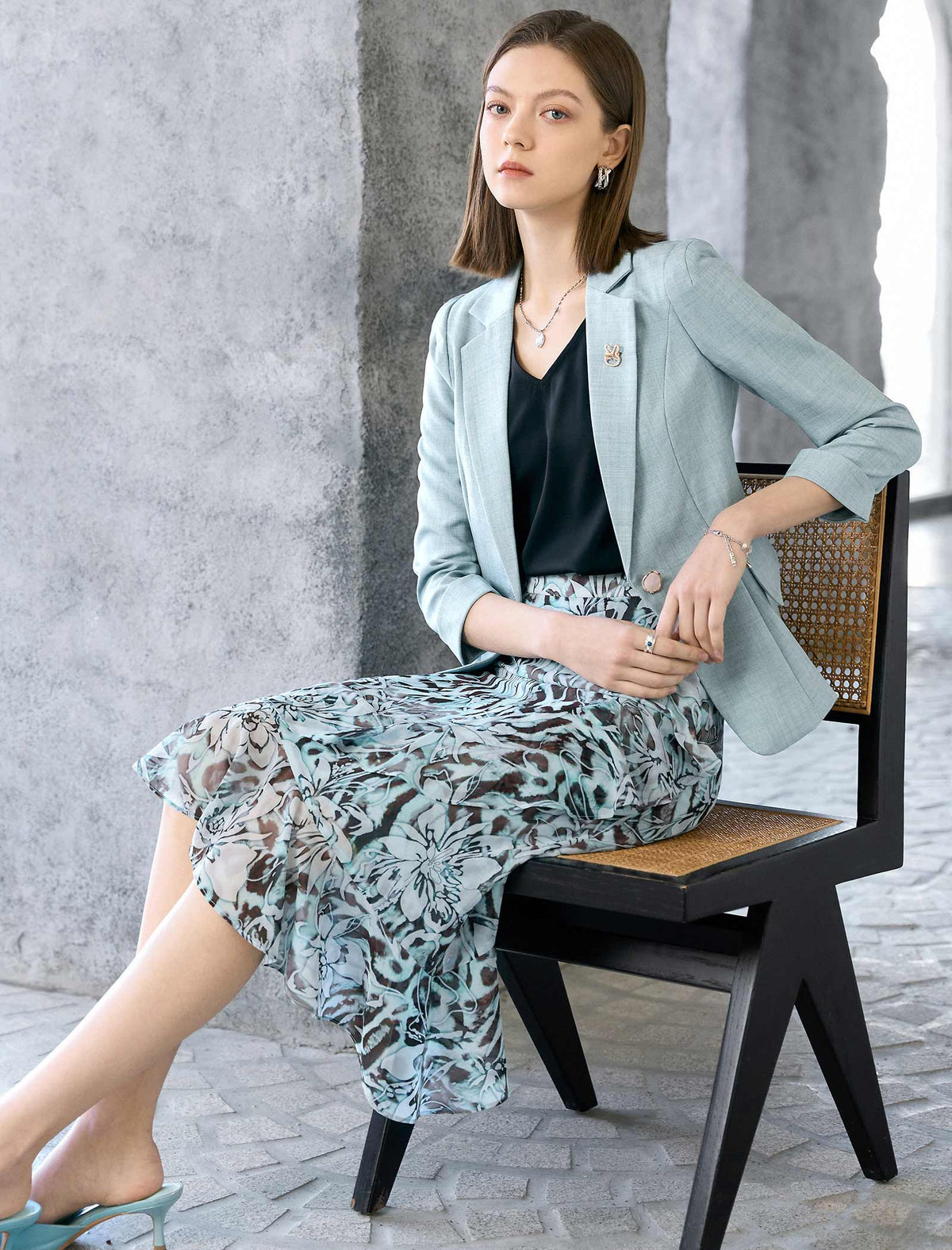 Light Blue 3/4 Sleeve Cropped Blazer