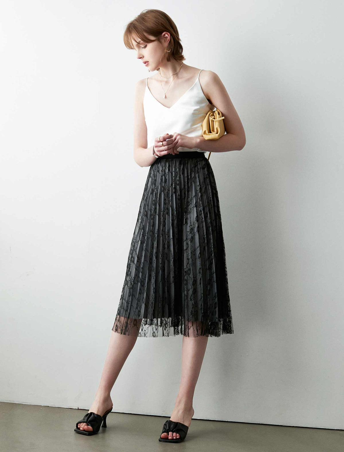 Elegant Lace Pleated A-Line Skirt
