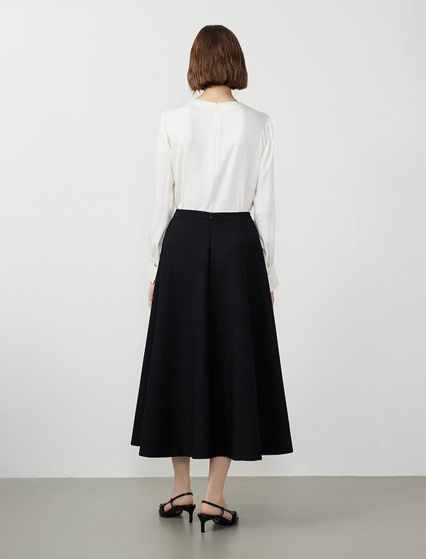 Chain Detail V-Neck Blouse