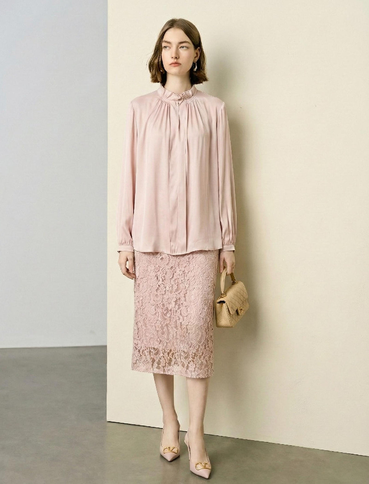 Mulberry Silk Ruched Collar Blouse