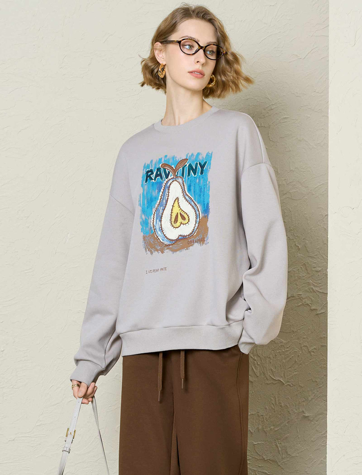 Pear Graphic Oversized Sweatshirt