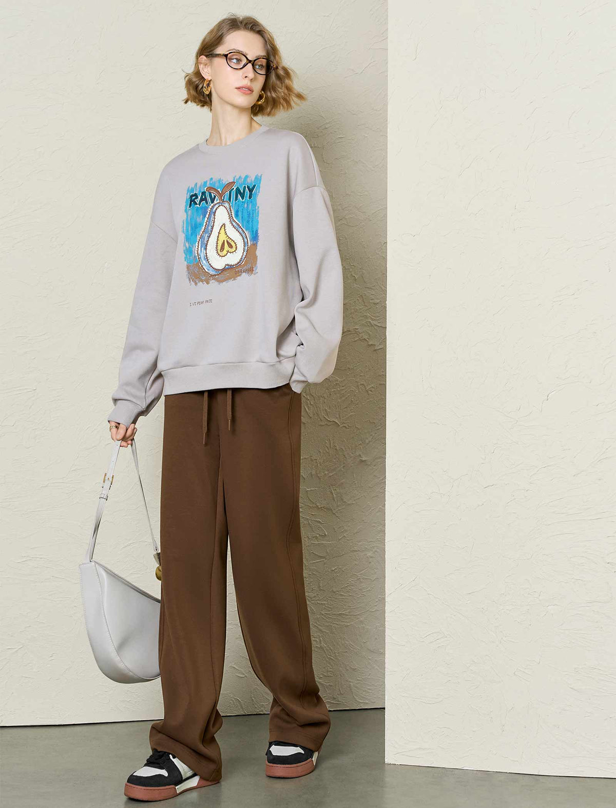 Pear Graphic Oversized Sweatshirt