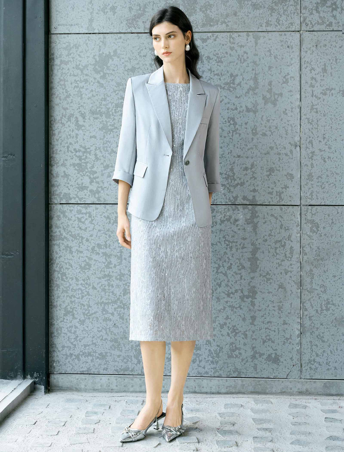 Light Grey Three-Quarter Sleeve Blazer