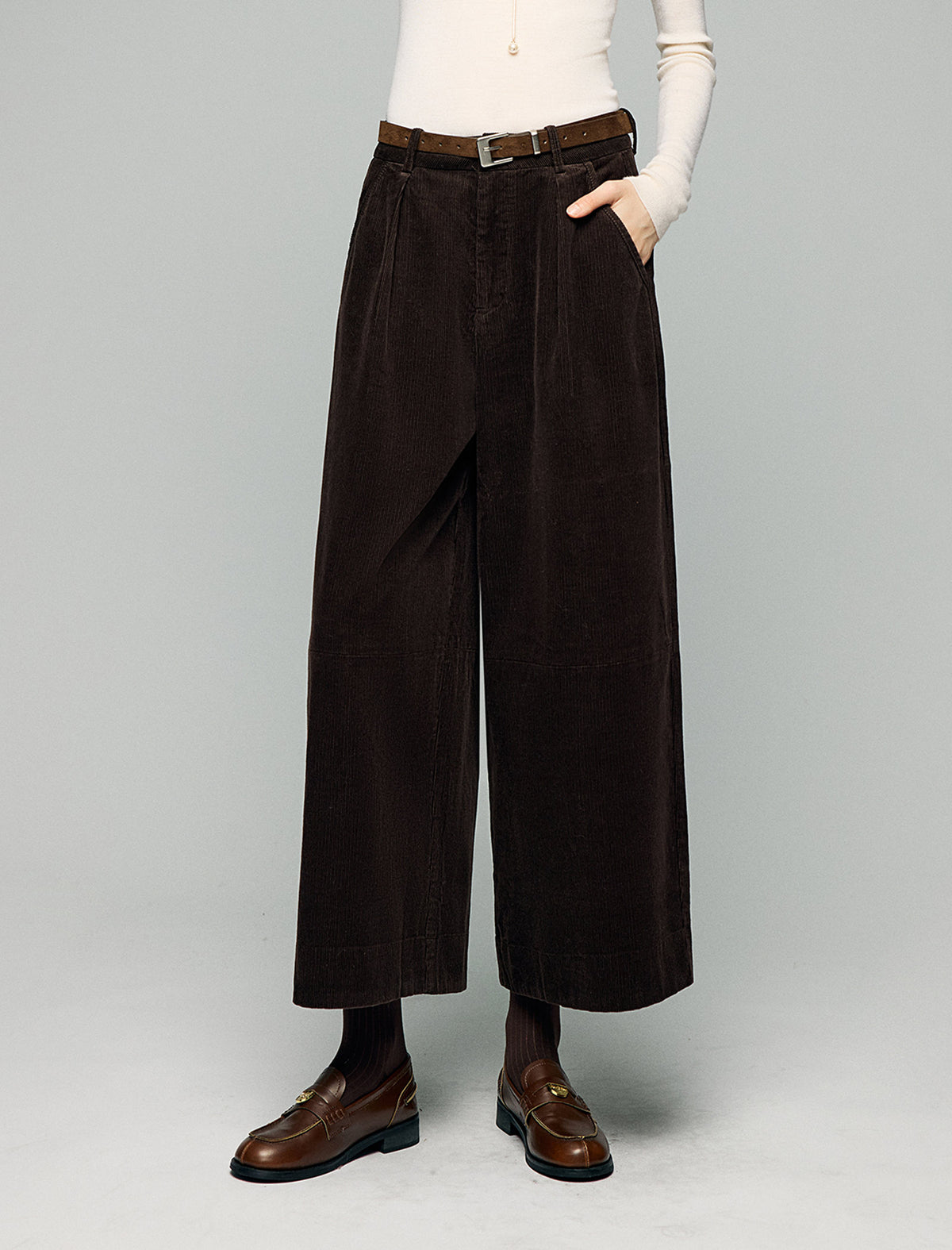 Textured Relaxed Wide-Leg Pants