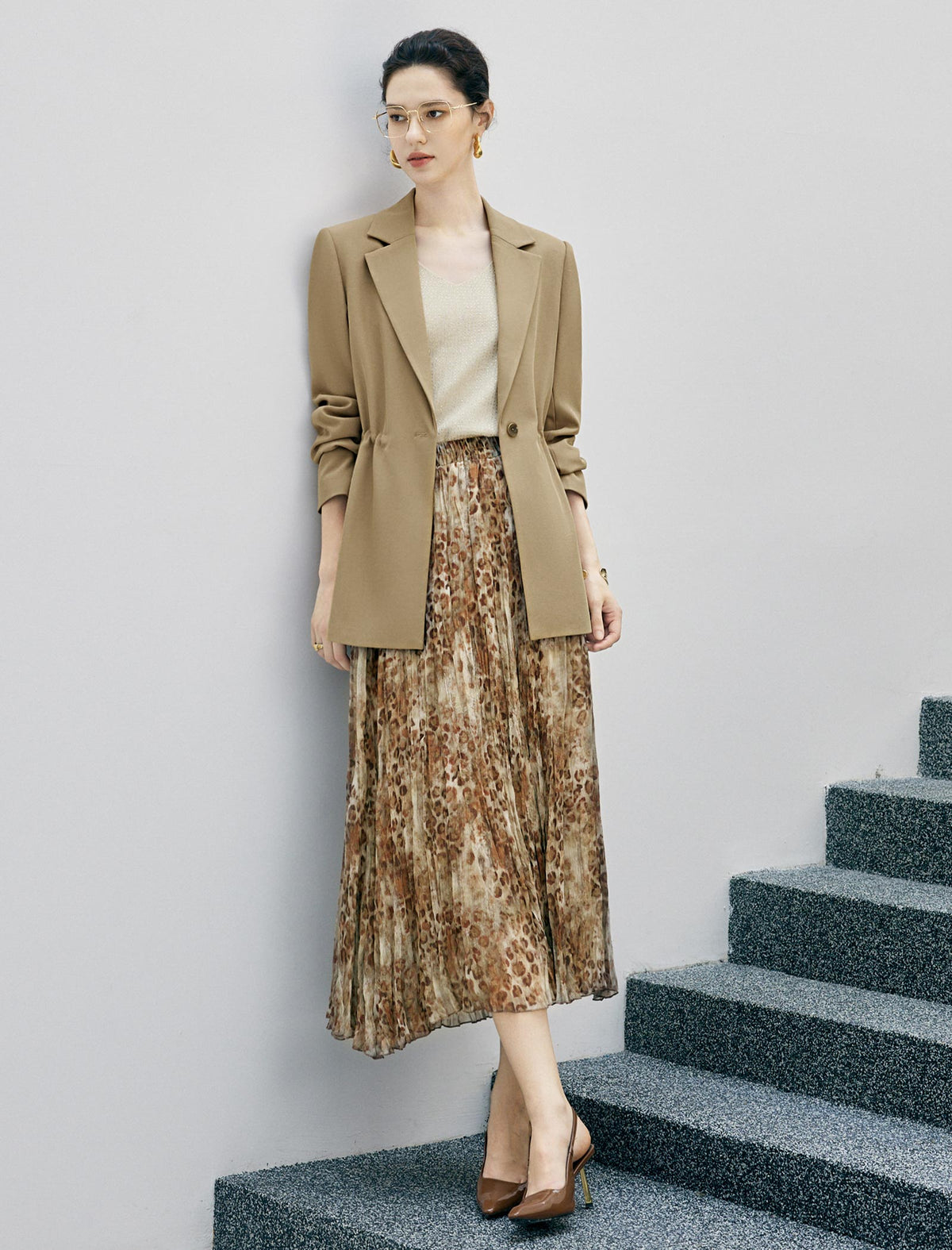 Abstract Print Pleated A-Line Midi Skirt