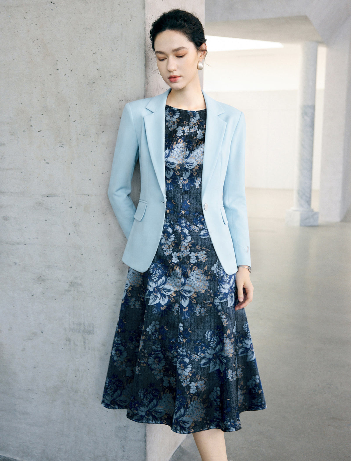 Sky Blue Cropped Blazer