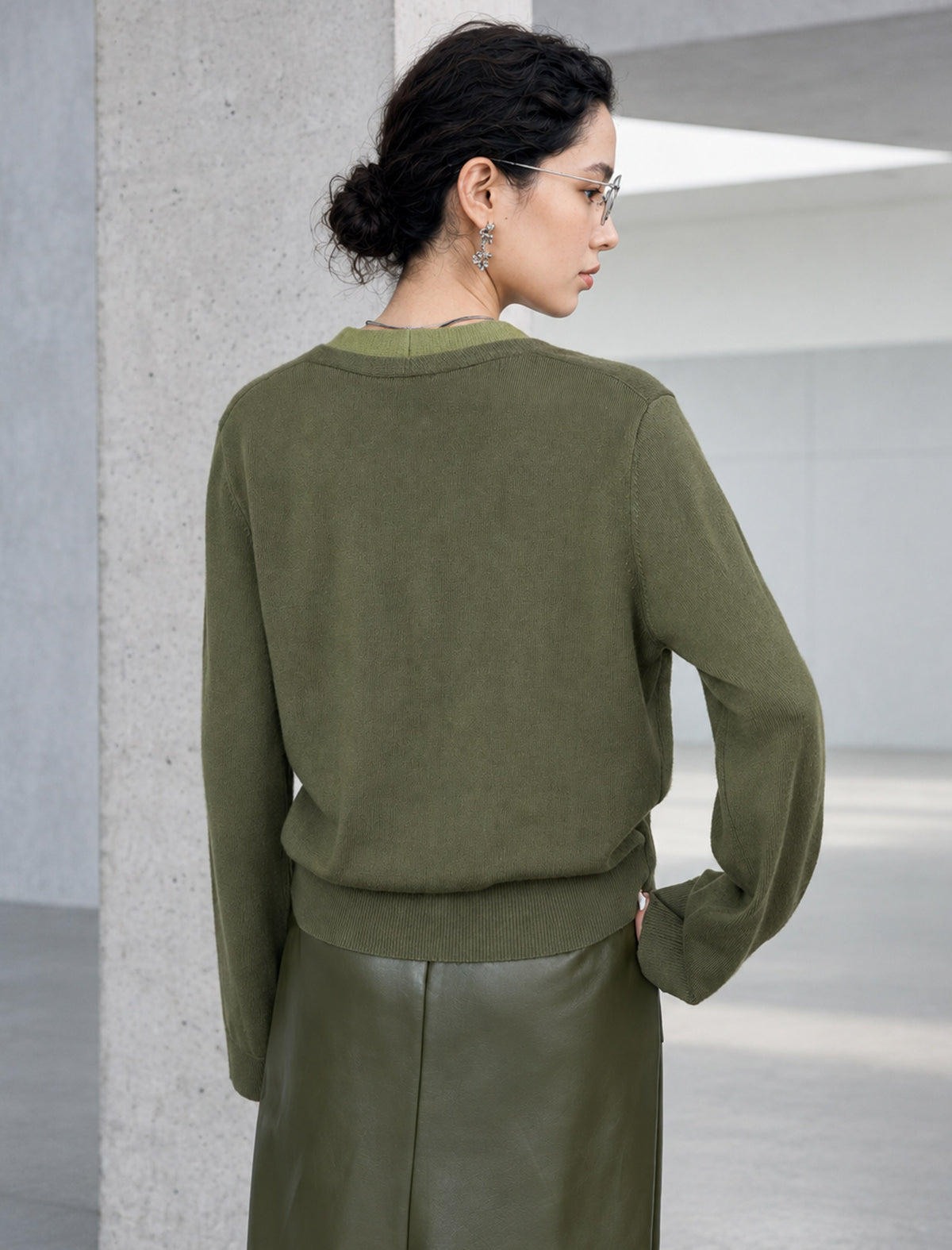 Two in one layered look V neck long-sleeve cardigan