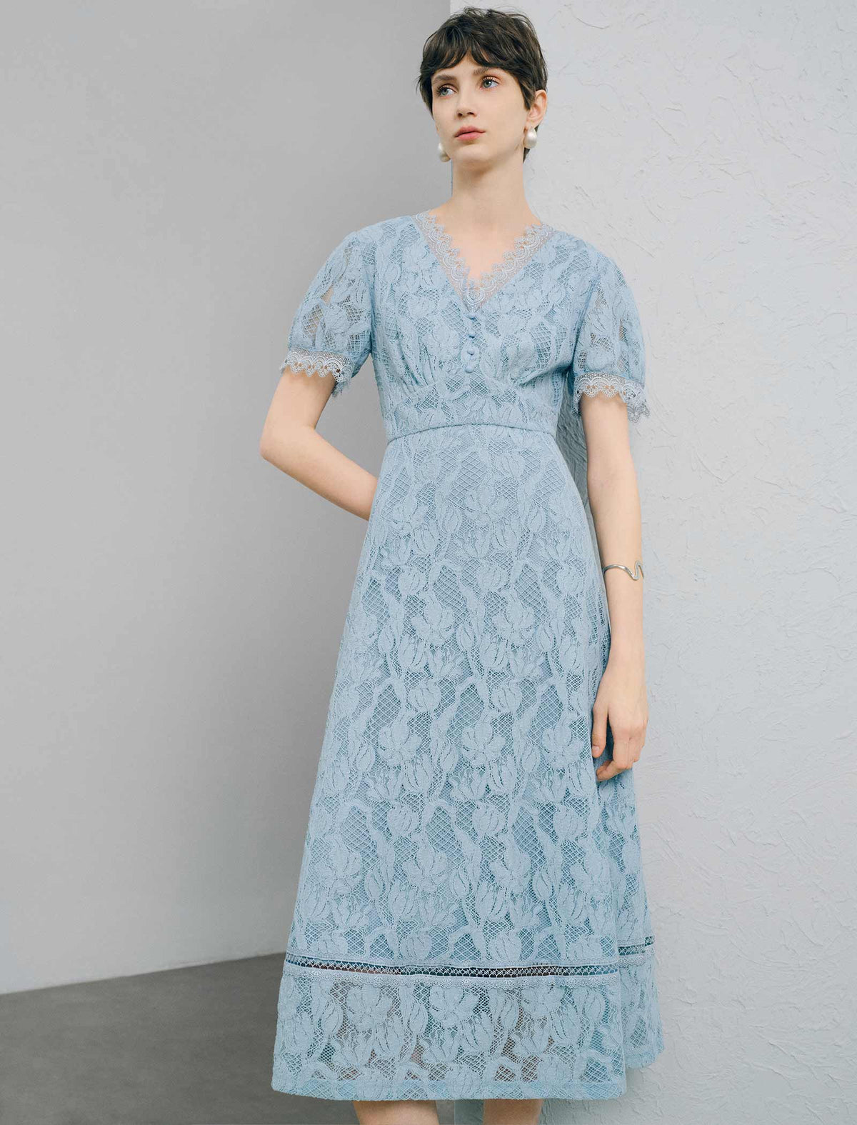 Blue Floral Lace V-Neck Midi Dress