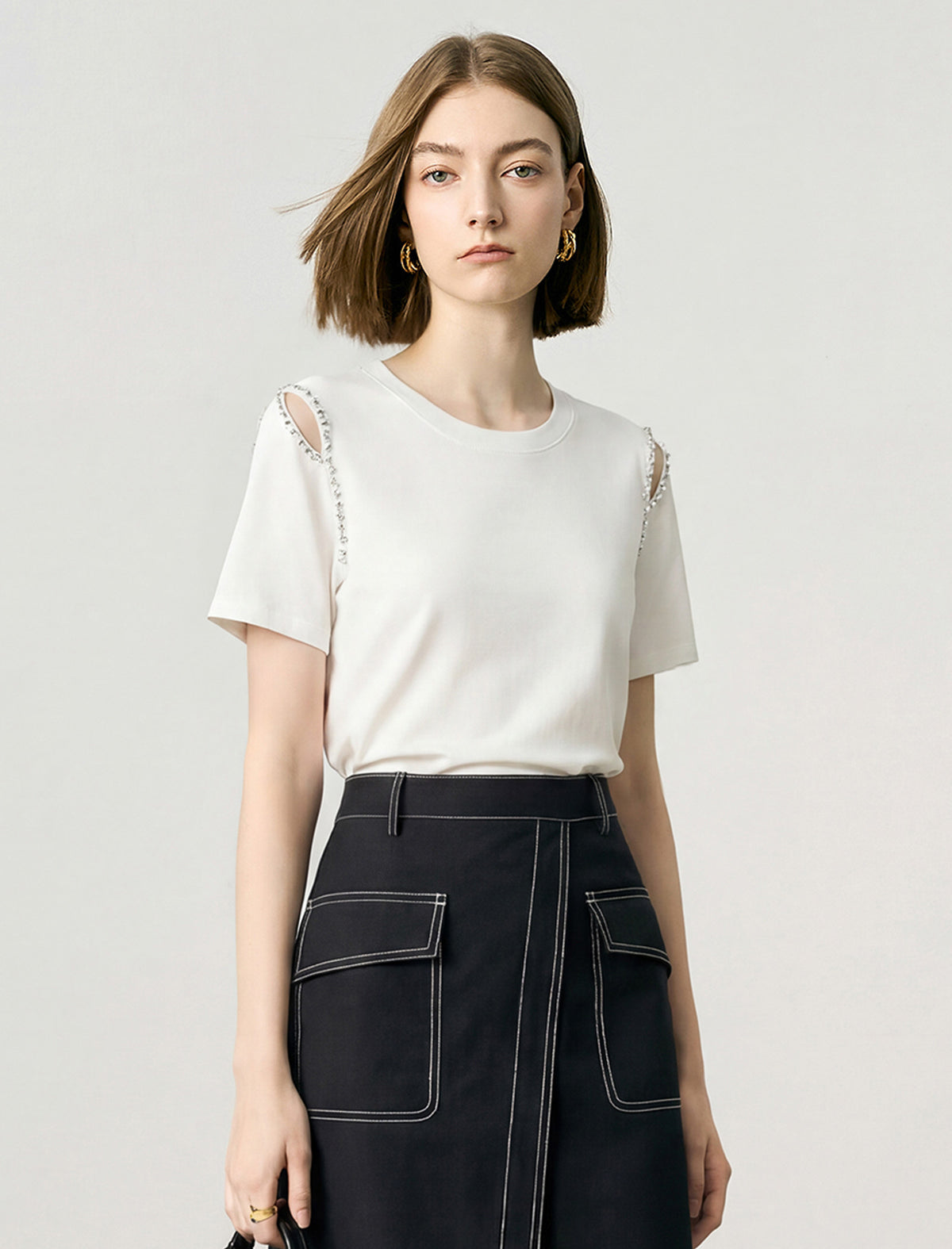 Cut Out Embellished Short Sleeve Tee