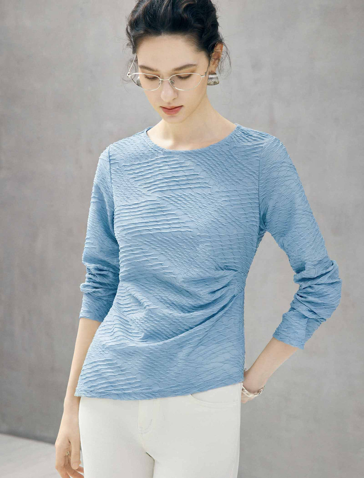 Textured Round Neck Long Sleeve Knit Top