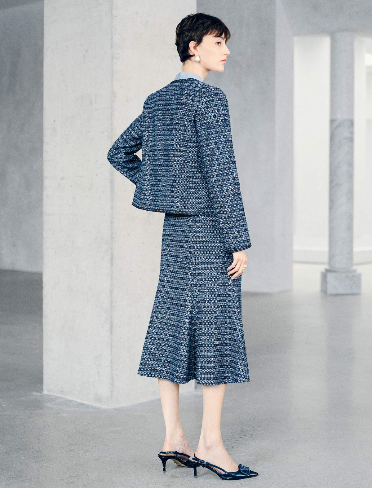 Round Neck Pearl Button Tweed Cropped Jacket
