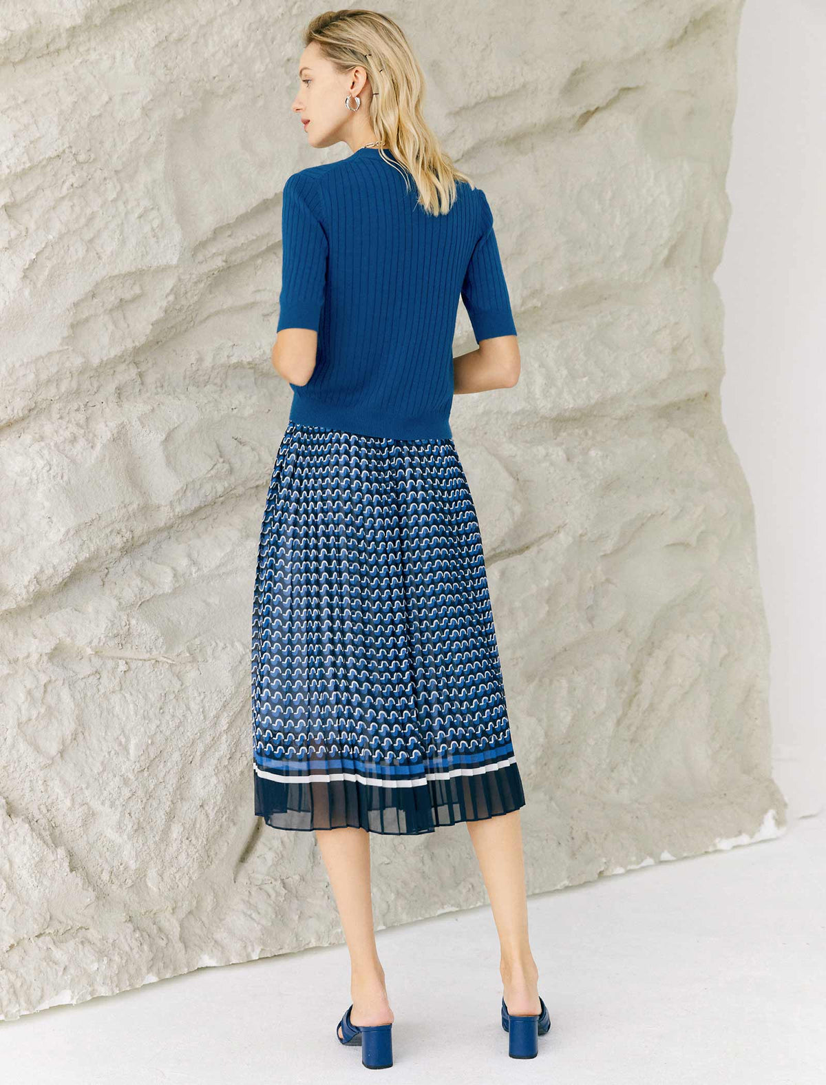 Blue Ribbed Knit Elbow-Sleeve Cardigan
