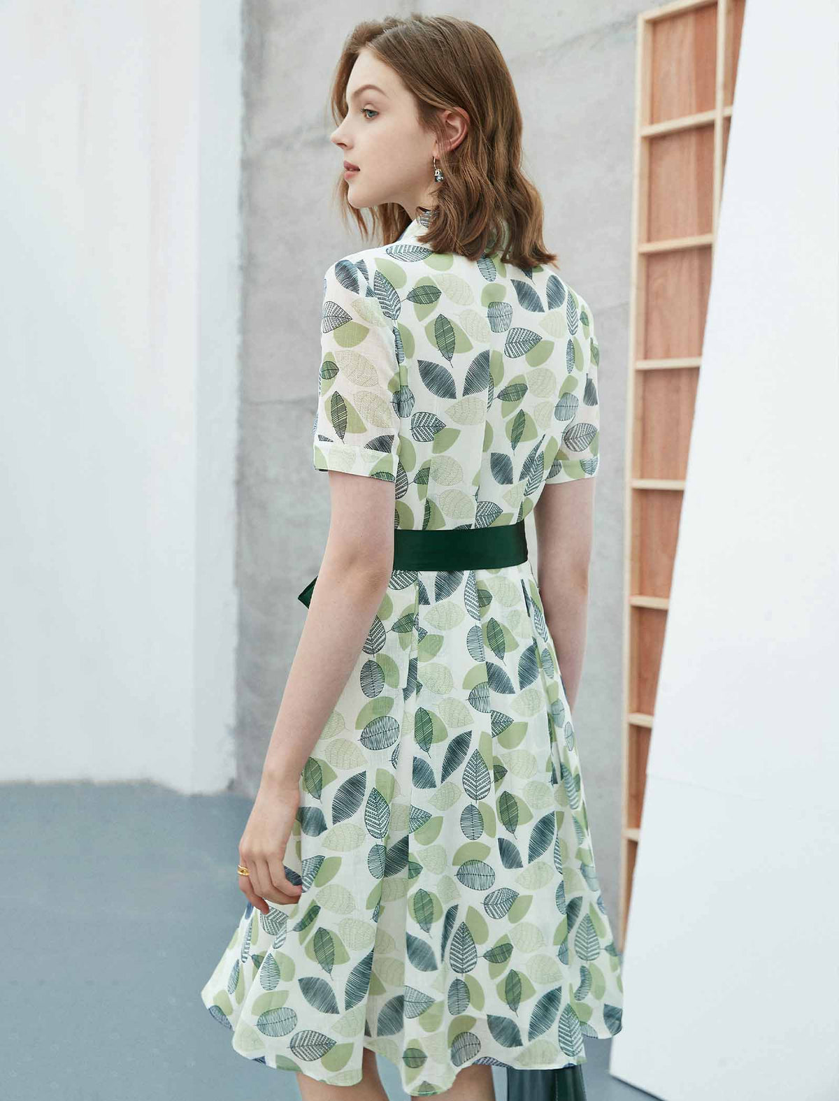 Green Leaf Print Shirt Dress with Satin Belt