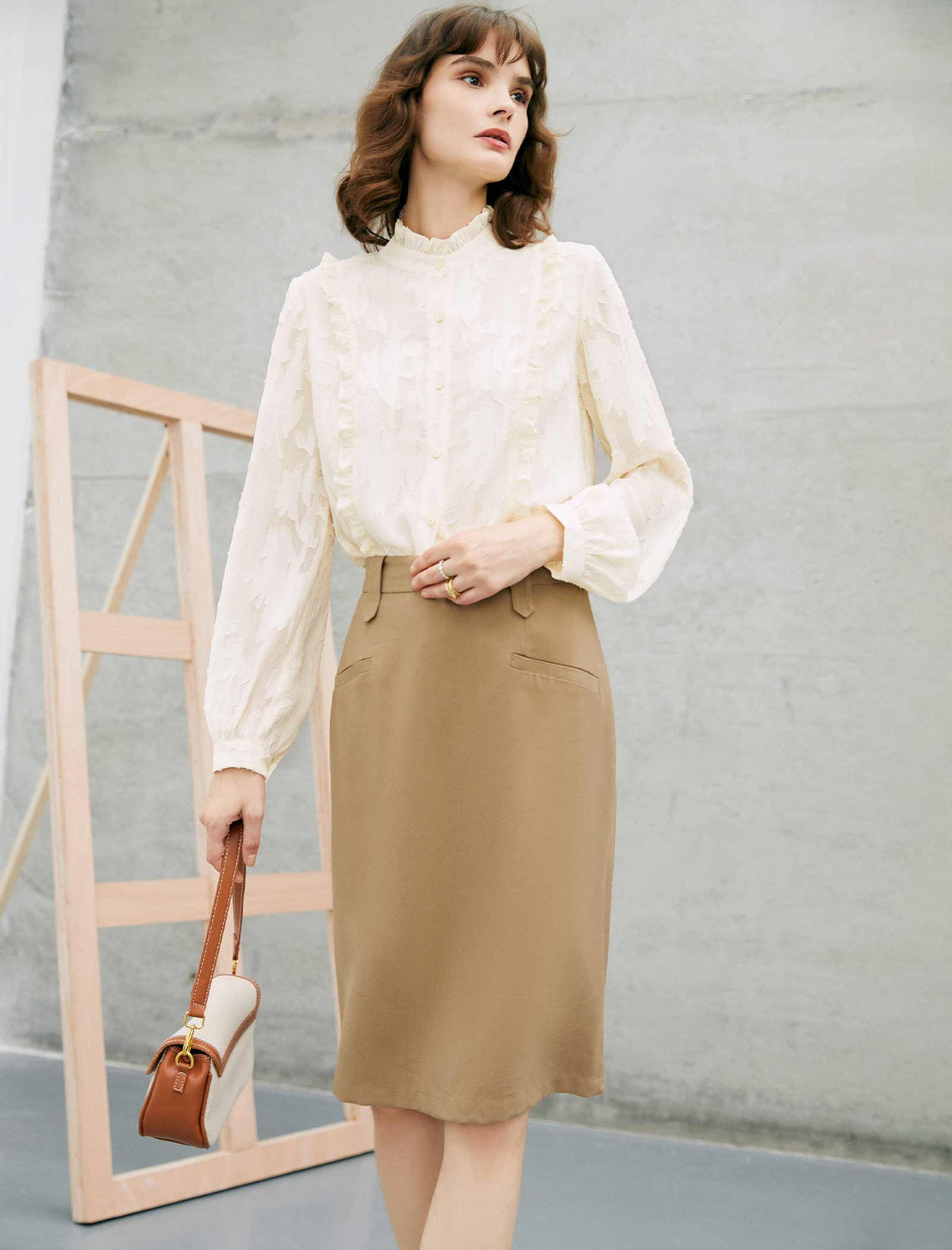 Minimal Pencil Skirt