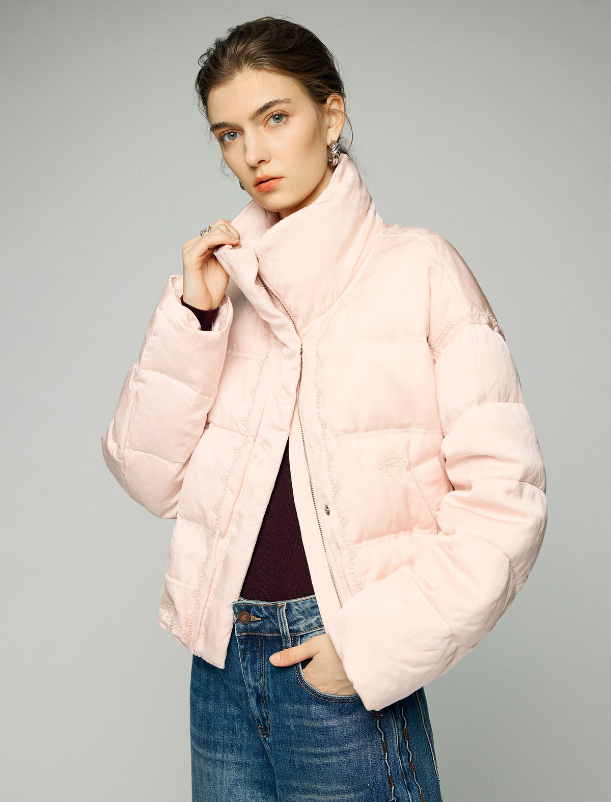 Textured Stand-Collar Zip-Front Cropped Puffer Jacket