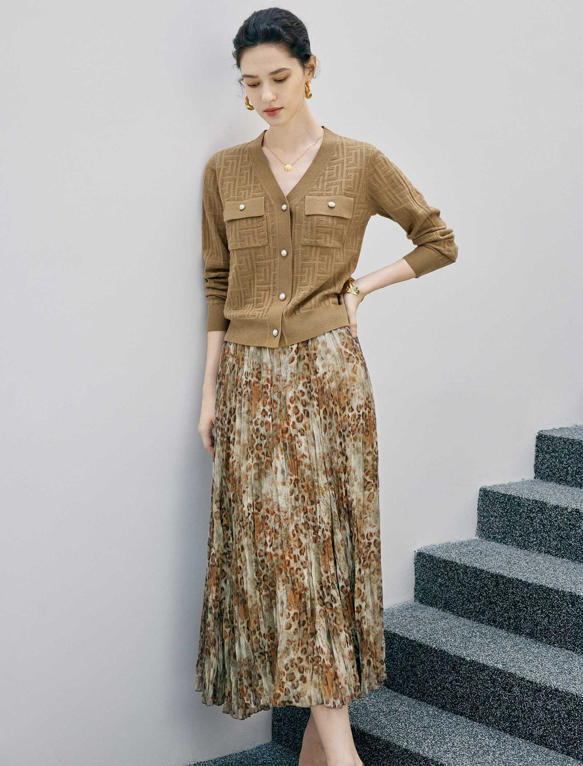 Retro Jacquard V-Neck Knit Cardigan