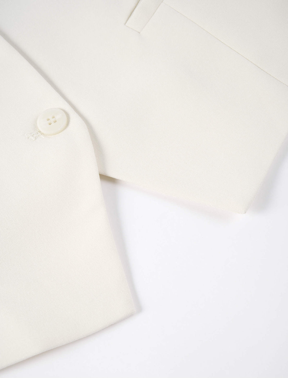 Clean Tailored Cream White V-Neck Button Front Vest