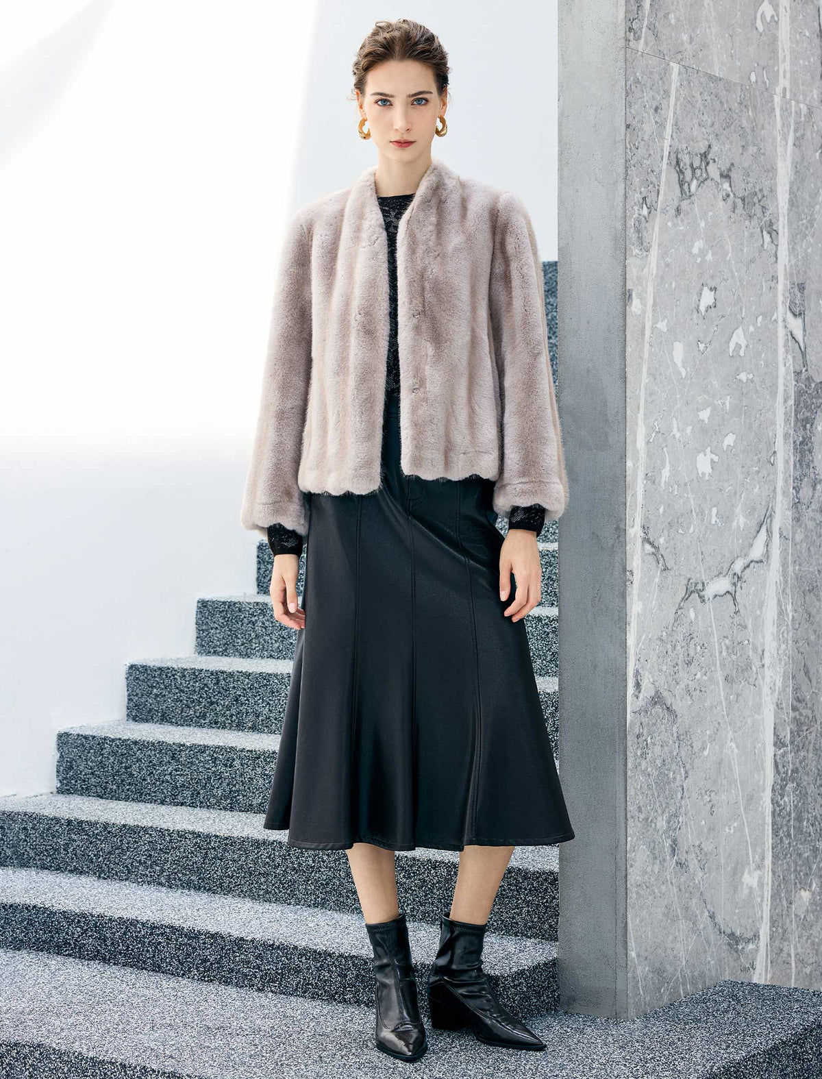 Long-sleeved open-front shearling coat