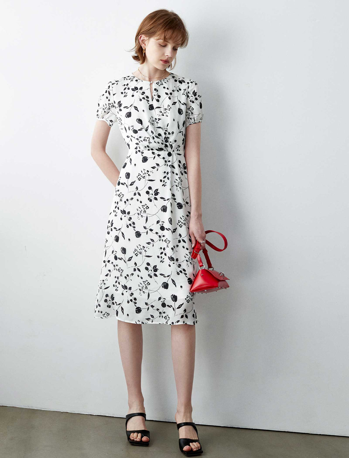 Keyhole Neck Floral Print Midi Dress