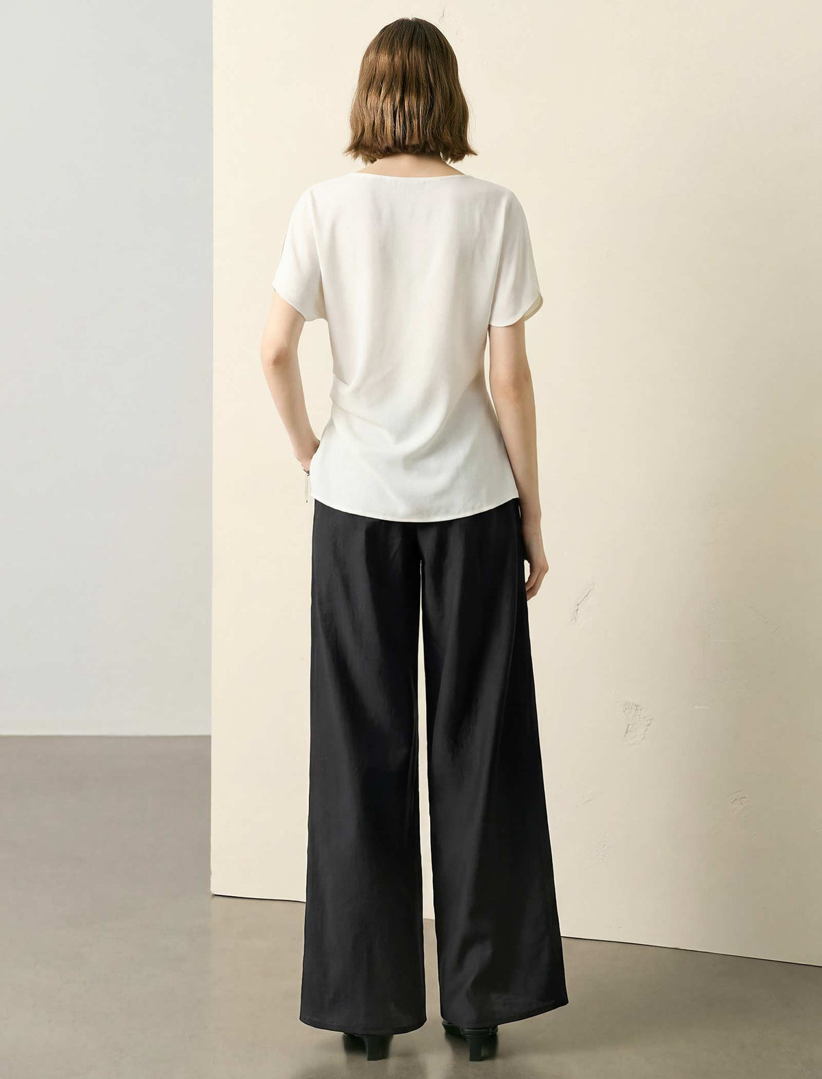 One‑Shoulder Boat Neck Short‑Sleeve Blouse