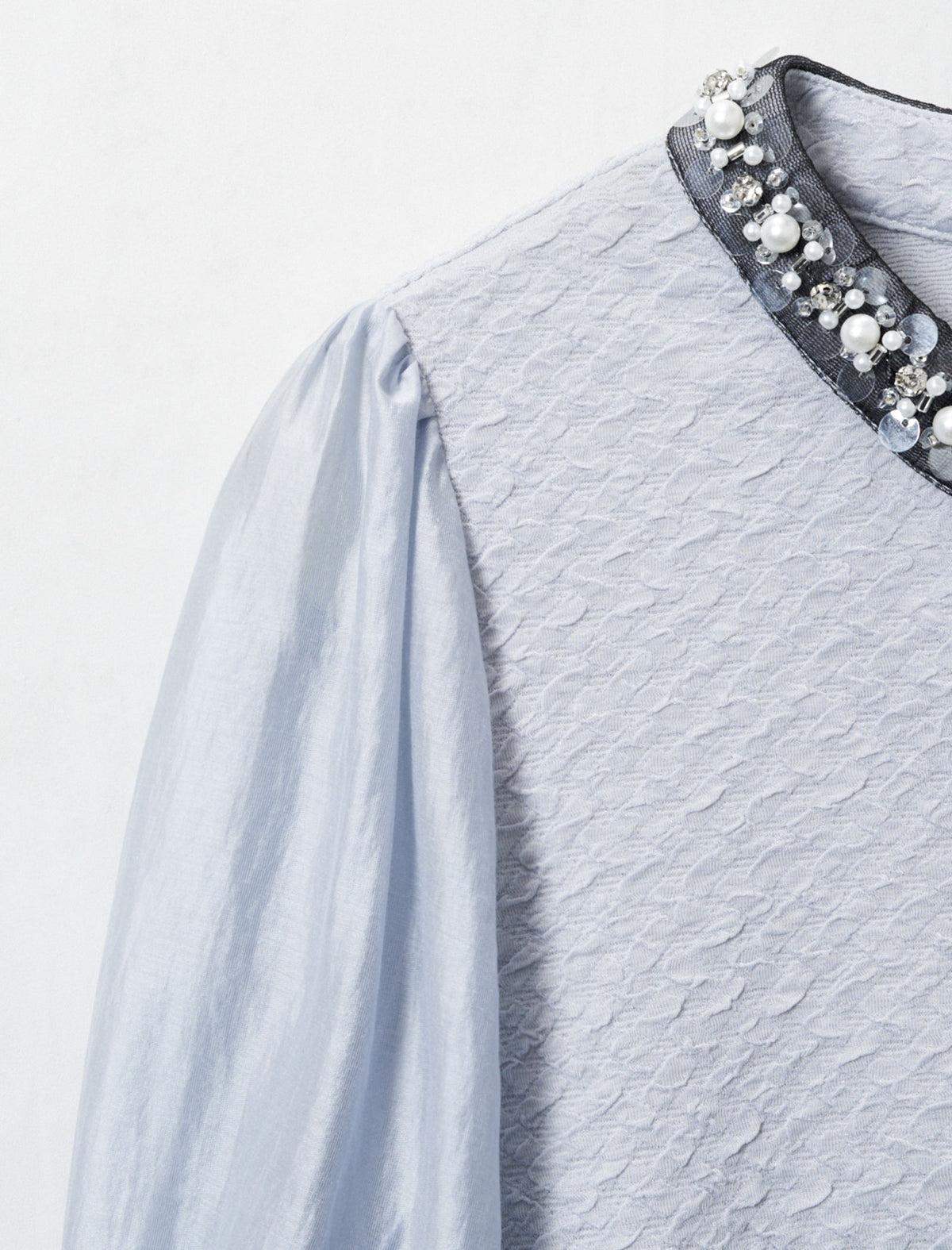 Embellished Collar Puff Sleeve Blouse