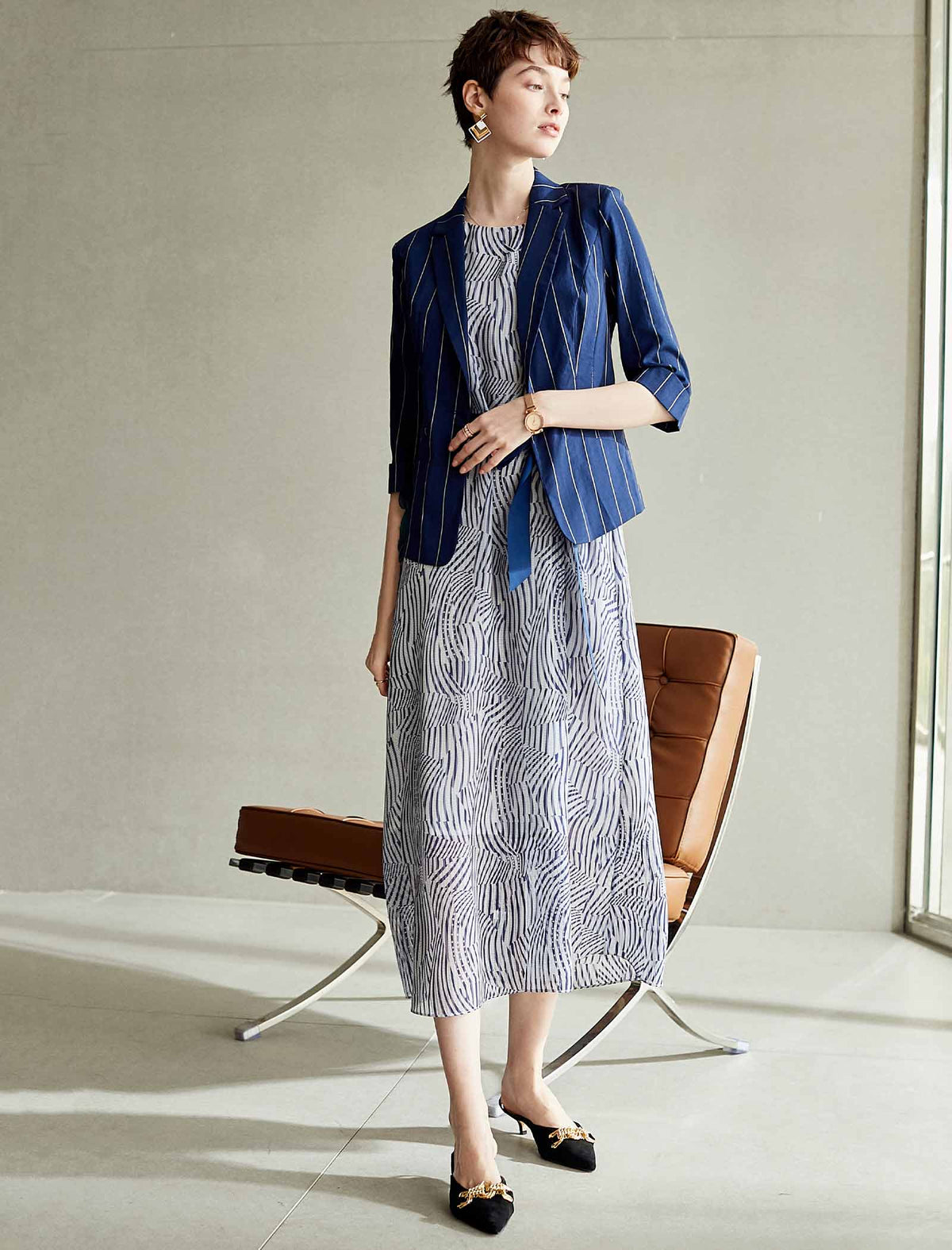 Abstract Stripe Sleeveless Midi Dress