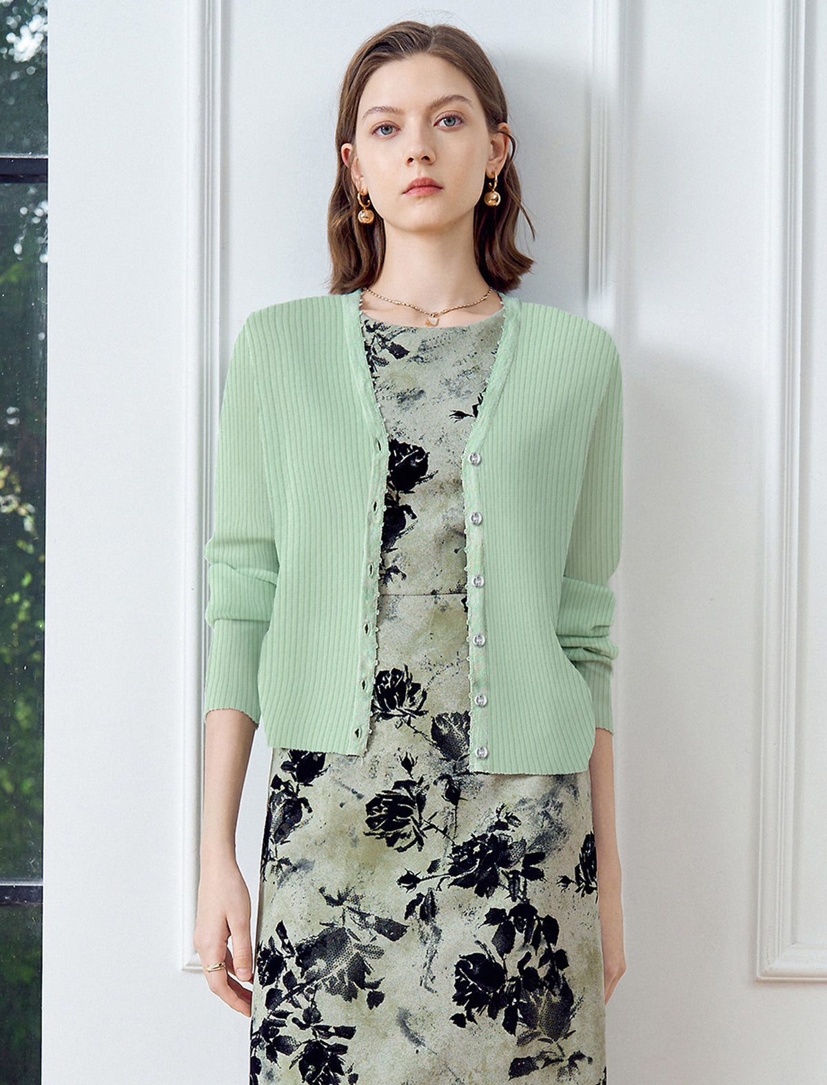 Ribbed Knit V-Neck Cardigan