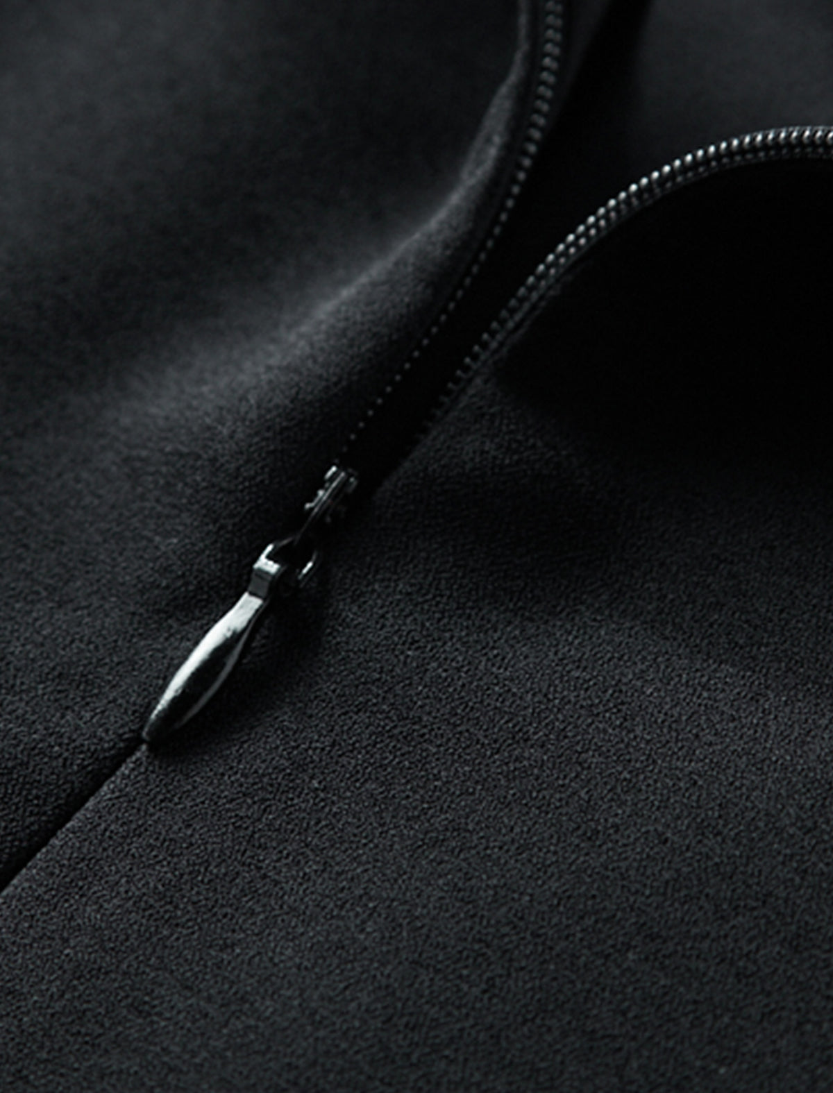 Black Boat Neck Sleeveless Midi Dress