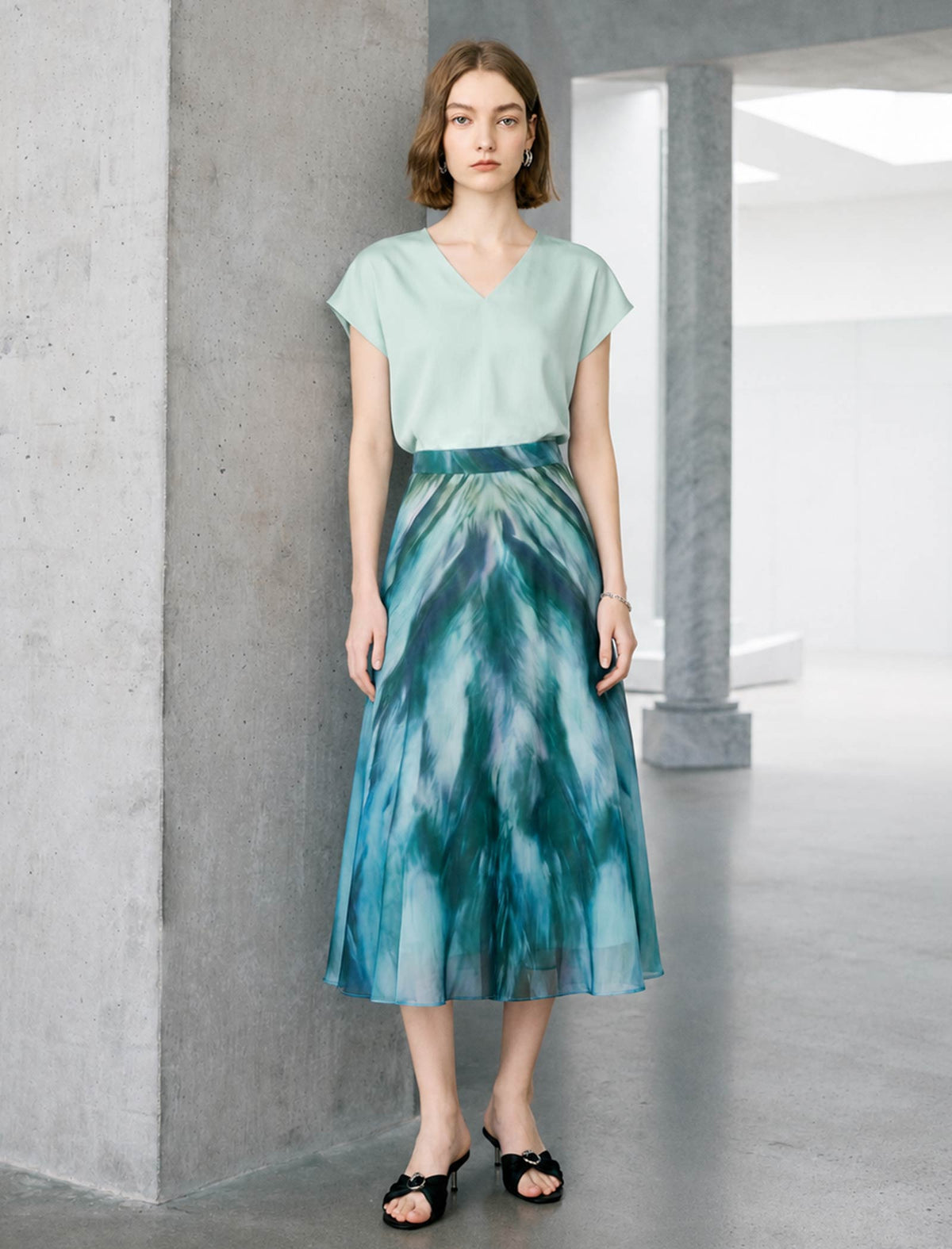 Green Blue Watercolor Print Chiffon Midi Skirt