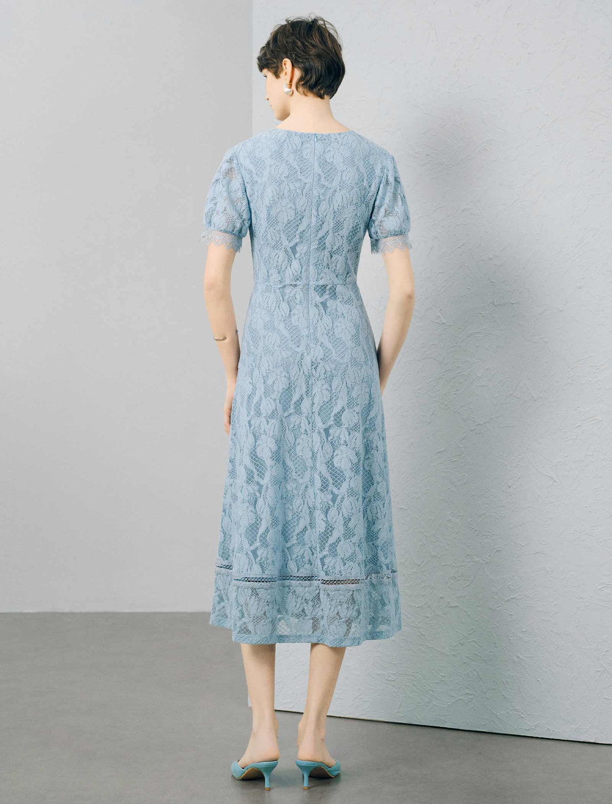 Blue Floral Lace V-Neck Midi Dress