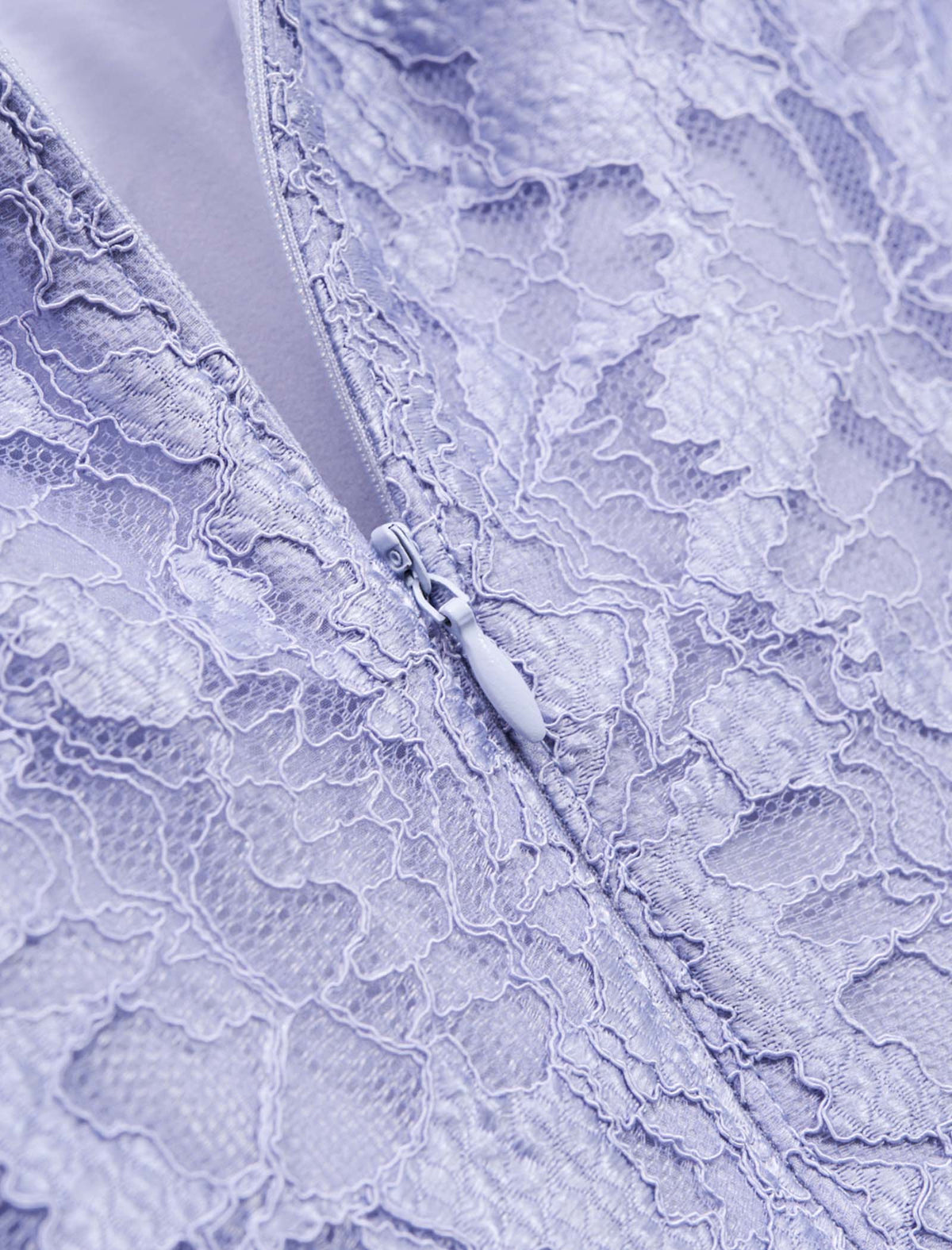 Light Purple Lace V-Neck Maxi Dress