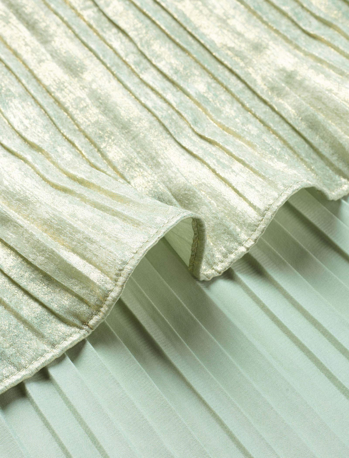 Solid Color Pleated Midi Skirt