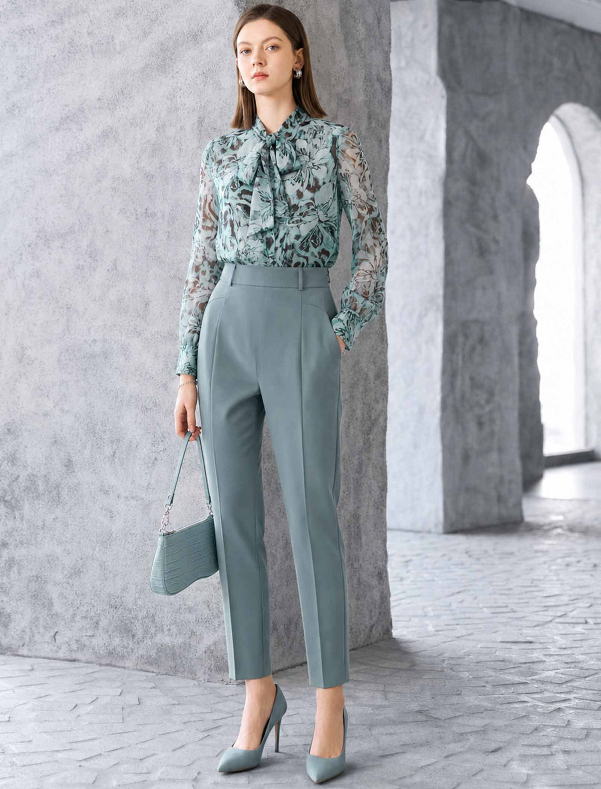 High-Waisted Tailored Tapered Pants