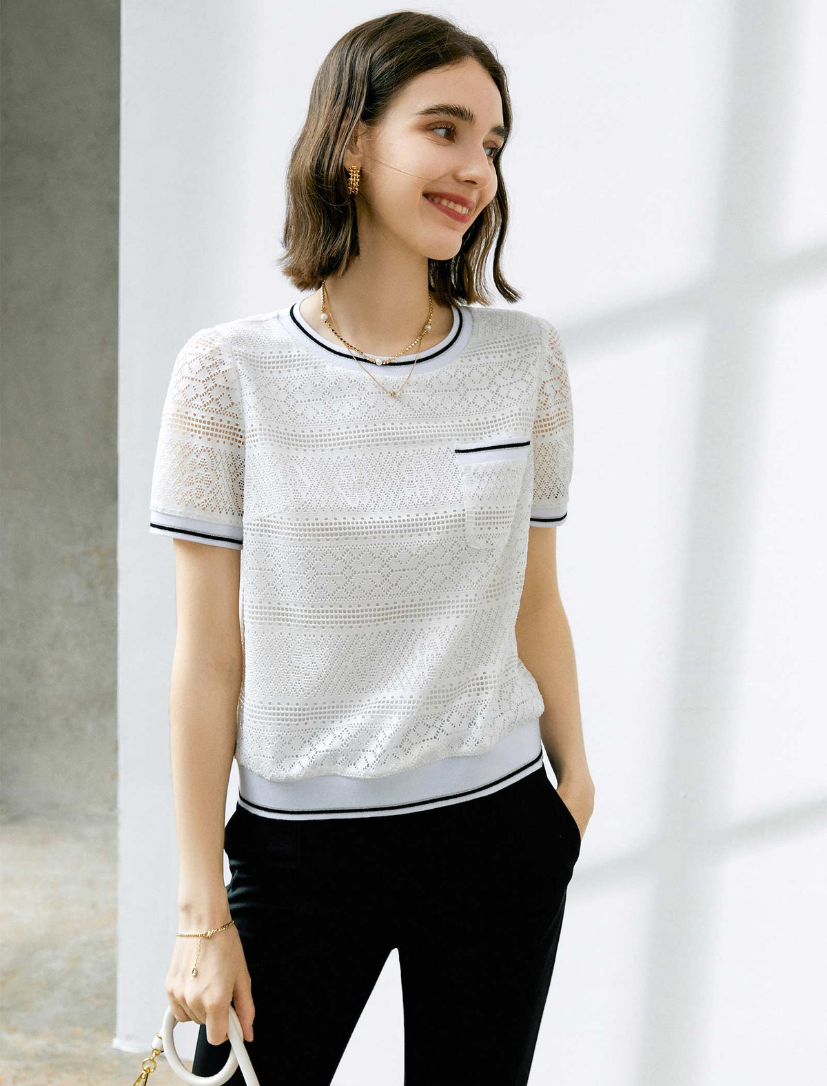 Contrast Trim Textured Knit Top