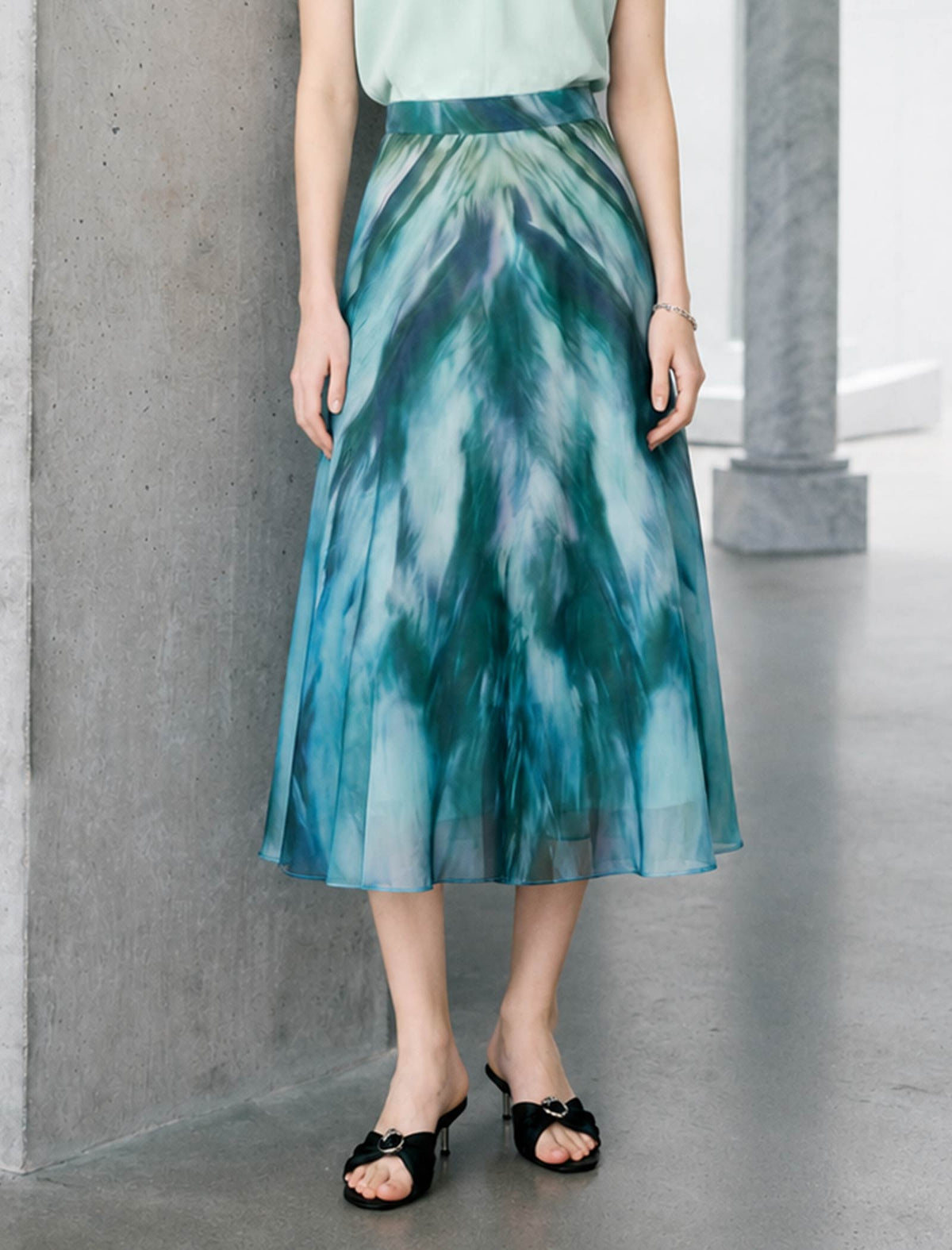 Green Blue Watercolor Print Chiffon Midi Skirt