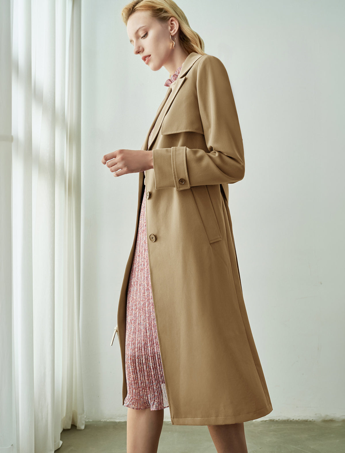 Collared Belted Relaxed Straight-Fit Trench Coat