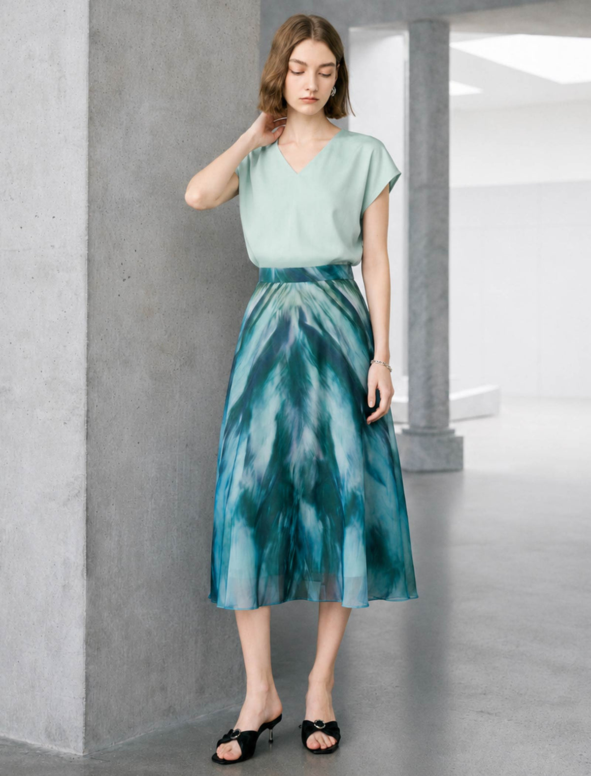 Green Blue Watercolor Print Chiffon Midi Skirt