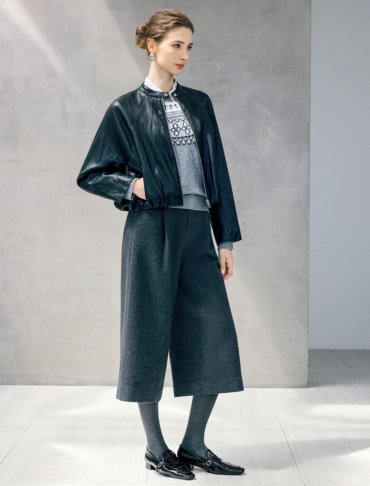 Double-Pleat Cuffed Cropped Wide-Leg Pants