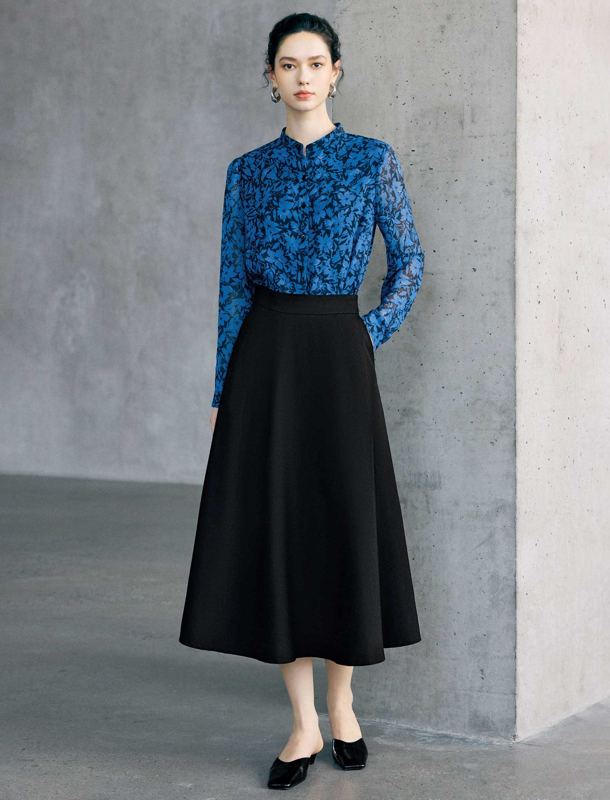 Blue Floral Print Tie Neck Long Sleeve Chiffon Blouse