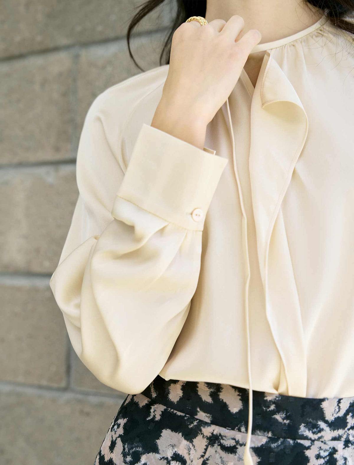 Keyhole Cutout Blouse