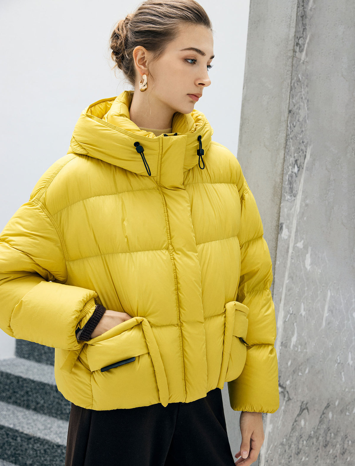 Hooded Drawstring Snap-Front Pocket Cropped Puffer Jacket